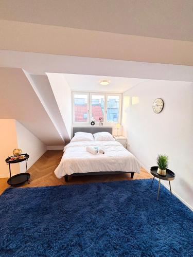 Simply Five Apartment