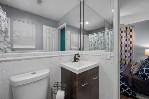 Gallery image of Charming Houston Studio Apt with Free Parking in Houston