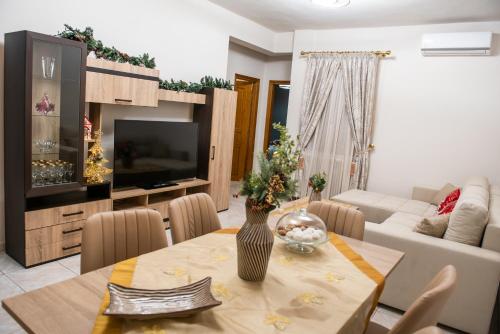 Ioanna's Home-Trikala