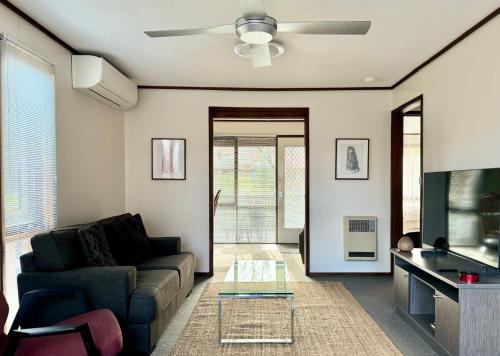 Gallery image of Little Gem in the City in Canberra