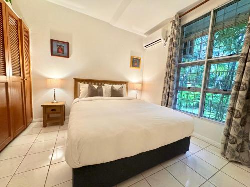 Voodi või voodid majutusasutuse The Garvey Grove - Domain Suva - a Kidsfirst Apartments Standalone Home toas