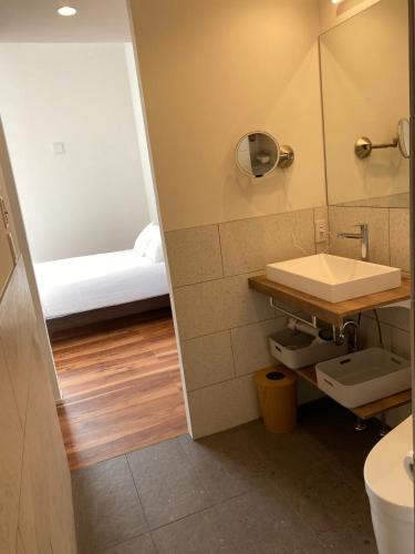 Ένα μπάνιο στο Niseko Kizuna Lodge
