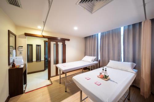 Gallery image of New Season Hotel in Hat Yai