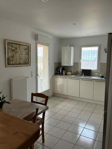 Photo de la galerie de l'établissement Appartement calme et luxueux, à Valréas