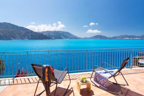 Asos Luxury Seafront Villas, Kefalonia, 100m beach & center, 4 stars services, Parking - near Myrtos - Fiskardo