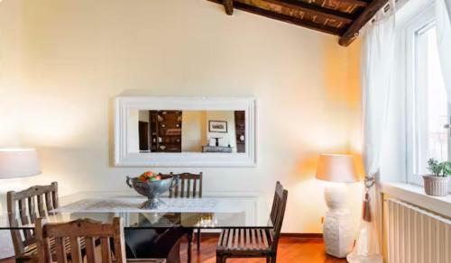 Spacious Penthouse with Stunning Views of Historic Landmarks
