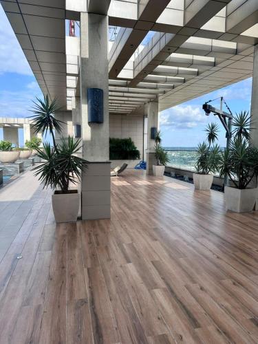 Μπαλκόνι ή βεράντα στο High Rise Black Theme Jacuzzi Studio -14th floor