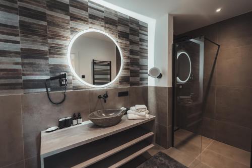 Kúpeľňa v ubytovaní Seekarspitz Boutique Appartements