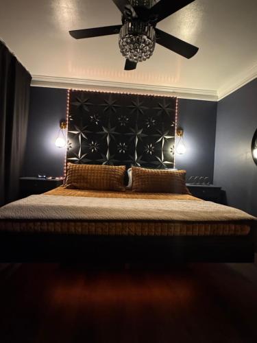 Galería fotográfica de Luxurious Getaway at Js Place en Charlotte