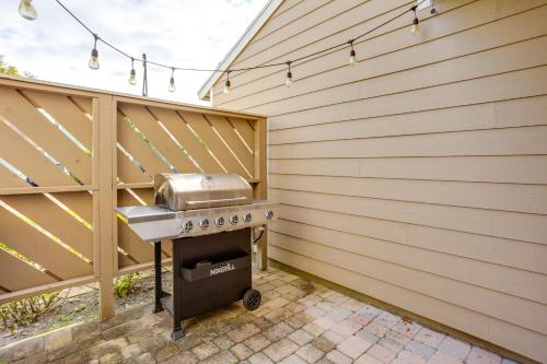 Φωτογραφία από το άλμπουμ του 5 Mi to Beach Jupiter Townhome with Pool Access σε Jupiter