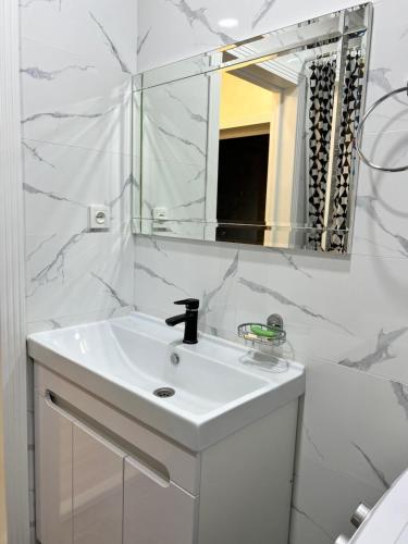 Vonios kambarys apgyvendinimo įstaigoje Prime