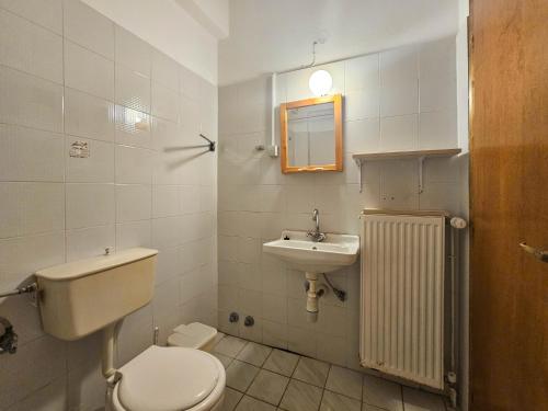 Phòng tắm tại Niki Hotel Paralia