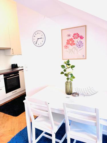 Simply fourth apartment