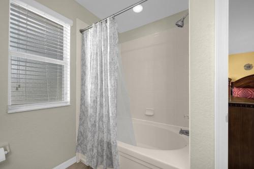 Lazy River Resort Townhome photo 16