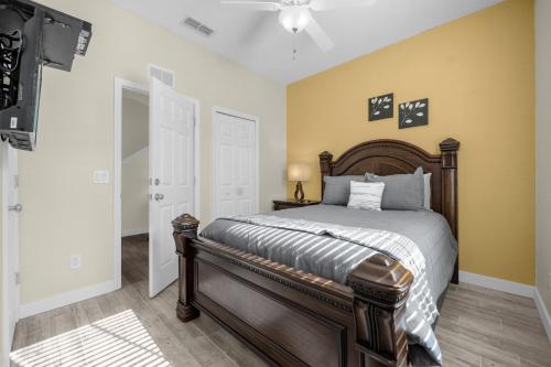 Lazy River Resort Townhome photo 39