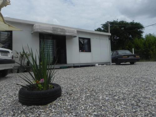 Bygningen som feriehuset ligger i