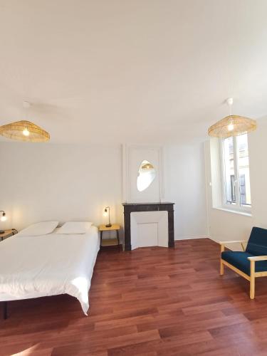 Postel nebo postele na pokoji v ubytování maison quartier préfecture 4 chambres 3 sdb wifi
