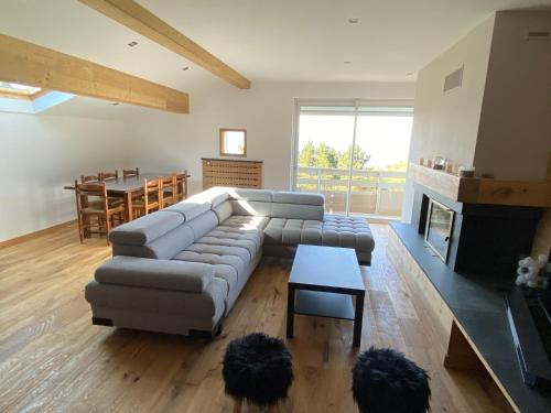 Photo de la galerie de l'établissement Appartement le Chalet, à Font-Romeu-Odeillo-Via