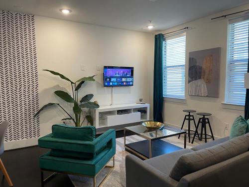 Gallery image of Downtown Houston Gem Stylish, Central & Self Check-In in Houston