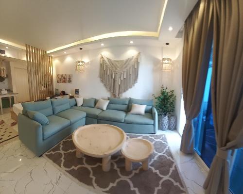 Beachfront Boho Style apartment in Fanadir Bay