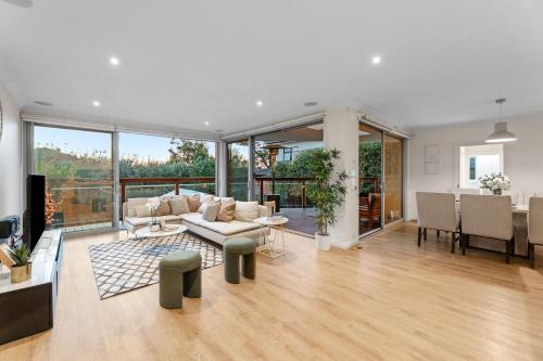 Φωτογραφία από το άλμπουμ του 33 Splash & Stay Melbourne Getaway σε Holmesglen