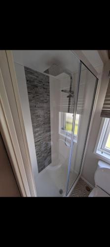 Gallery image of R&L Retreat's in Cayton