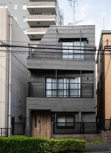 WABI & GIVE Nakano Araiyakushi
