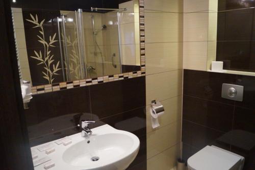 Un baño de Hotel Zimowit