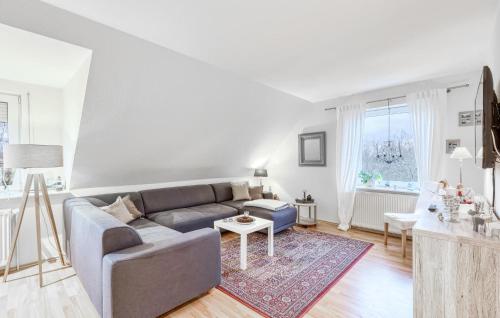 Χώρος καθιστικού στο Awesome Apartment In Höhndorf With Wifi