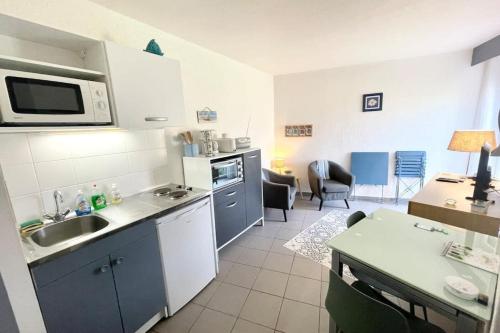 Gallery image of Charmante maisonnette Bord de mer Terrasse in Guidel