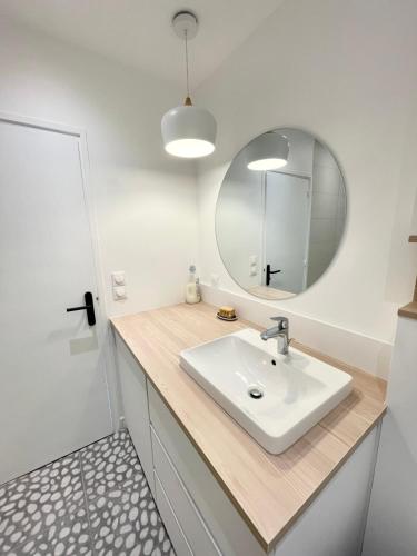Ένα μπάνιο στο Lovely T1 d architecte de standing Vue mer 360