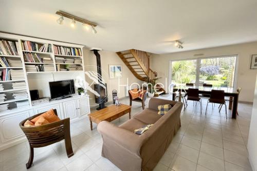 Jolie maison moderne À 200m du port de Lomener