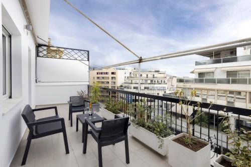 Renovated 3BDR Apartment in the heart of Athens