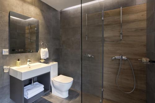 Renovated 3BDR Apartment in the heart of Athens