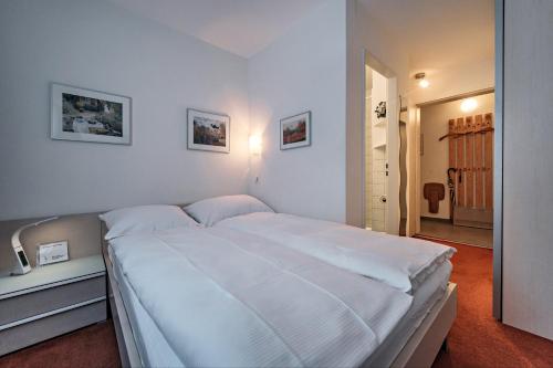 Paradies 303 photo 2