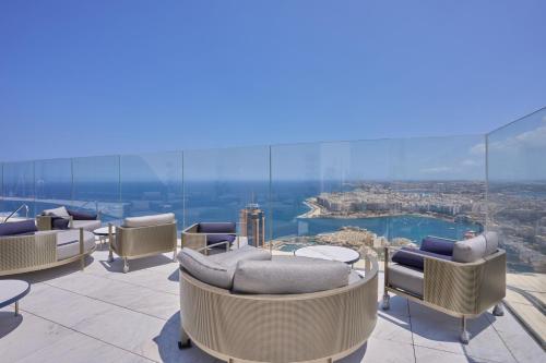 a view from the observation deck of a skyscraper at Sky High Luxury Apartment in Mercury Towers with Infinite Seaviews in St. Julianʼs