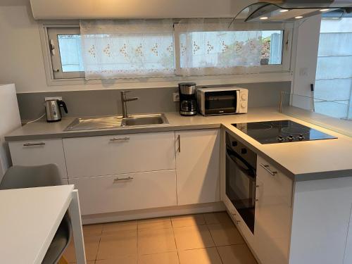 Dapur atau dapur kecil di Gîte de Bonabry