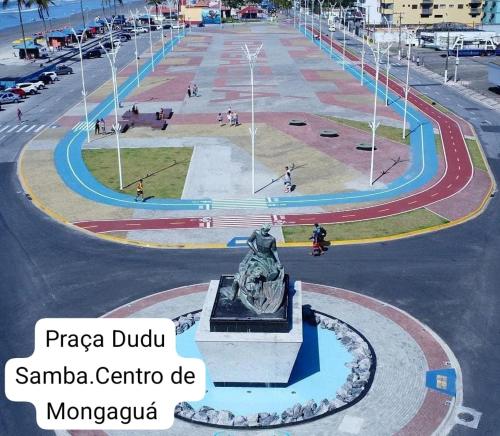 Photo de la galerie de l'établissement Piscina e Churrasqueira - 8 minuto a pé da Praia, à Mongaguá
