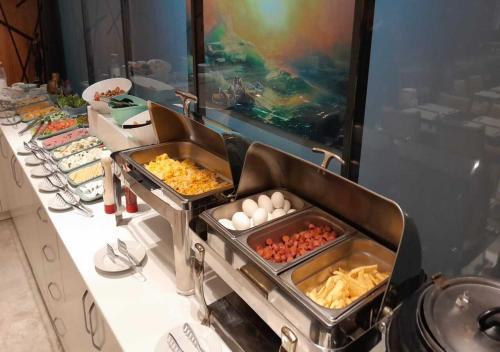 Jídlo v hotelu nebo okolí