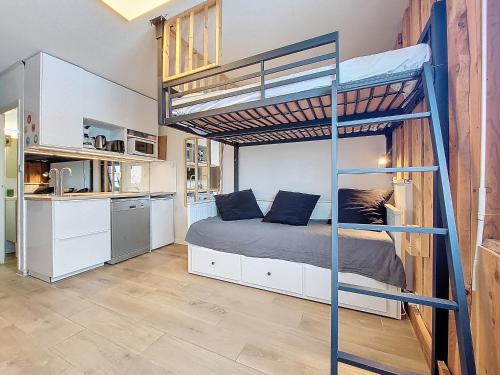 Studio chaleureux rénové au pied des pistes