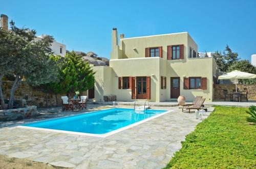 Fabulous Holiday Villa in Naxos Island photo 2