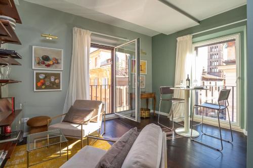 Chic Spanish Steps Retreat