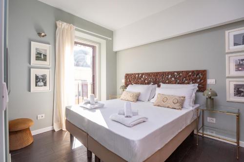 Chic Spanish Steps Retreat