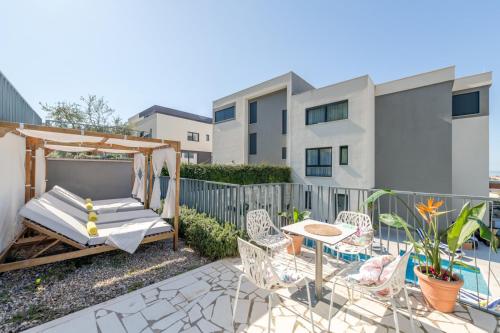 Luxury villa Blue Sky, private pool, breakfast