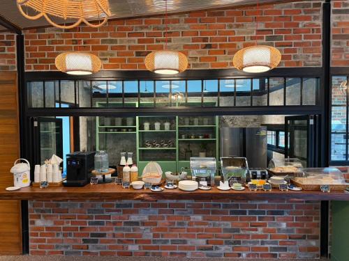 Mad på resortet eller i nærheden