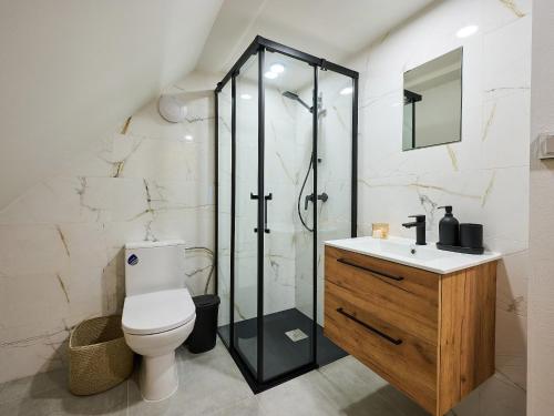 Ένα μπάνιο στο Chalet Jizerky Paws & Sauna by Interhome