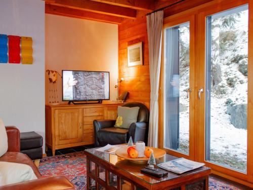 Chalet Crettamour by Interhome