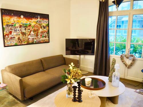 Μια τηλεόραση ή/και κέντρο ψυχαγωγίας στο Villa Jouvence