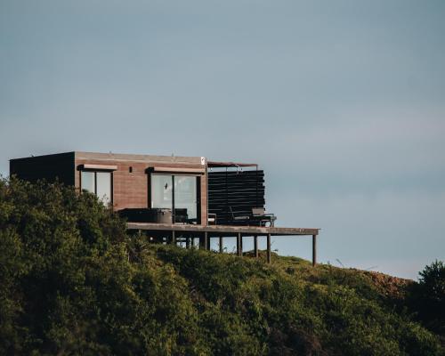 a house on top of a hill at Quebrada Centinela 1 in La Patagüilla