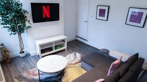 Et opholdsområde på Wolves - City - Contractors - Long Stay - Families